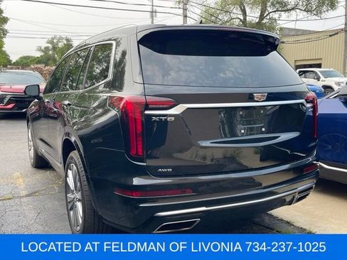 Used 2024 Cadillac XT6 Premium Luxury w/ Technology Package AWD/4WD image 2