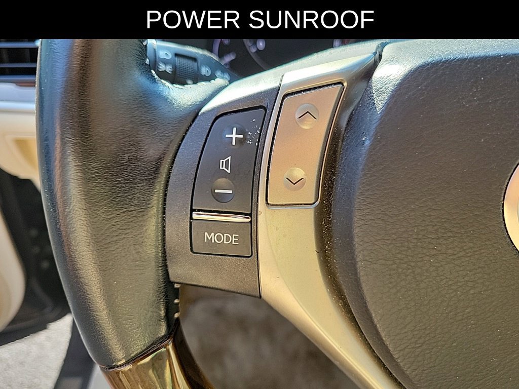Used 2015 Lexus ES 350 w/ Luxury Package FWD image 21