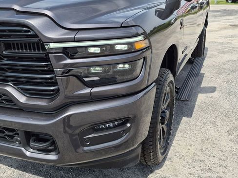New 2026 RAM 2500 Laramie AWD/4WD image 9