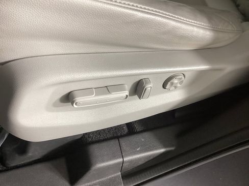 Used 2019 Honda Odyssey Elite image 17