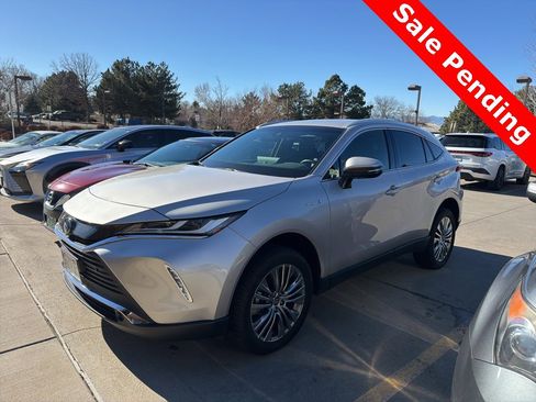 Used 2021 Toyota Venza XLE w/ Softex Package image 1