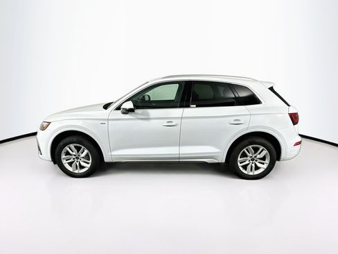 Used 2024 Audi Q5 2.0T Premium w/ Convenience Package AWD/4WD image 4
