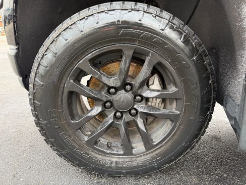 Used 2019 Chevrolet Silverado 1500 LT w/ All-Star Edition image 29