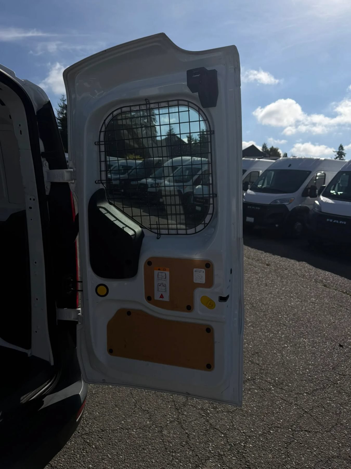 Used 2022 Ford Transit Connect XL FWD image 20