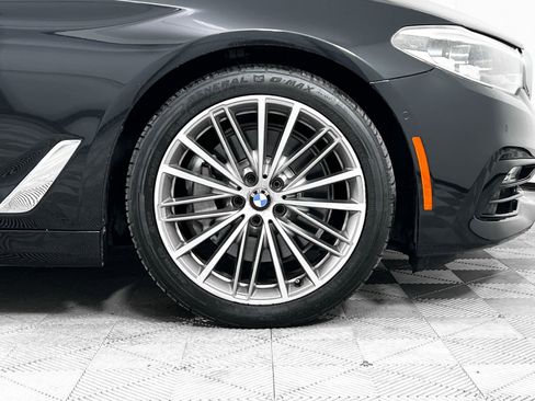 Used 2017 BMW 530i image 9