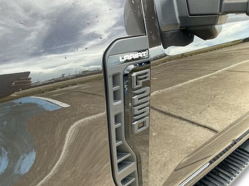 Used 2024 Ford F250 Lariat w/ Lariat Ultimate Package AWD/4WD image 11