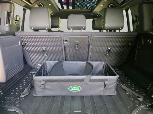 Used 2020 Land Rover Defender 110 X AWD/4WD image 25