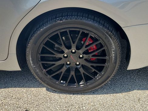 Used 2020 Toyota Camry SE FWD image 5