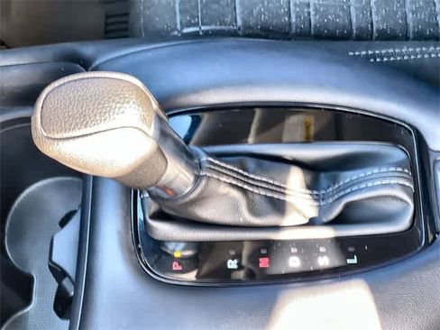 Certified 2024 Honda HR-V LX image 16