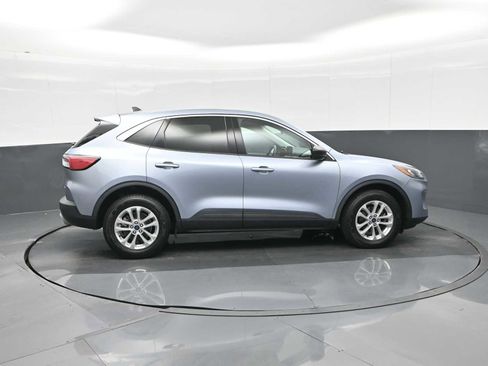Used 2022 Ford Escape SE w/ Convenience Package image 9