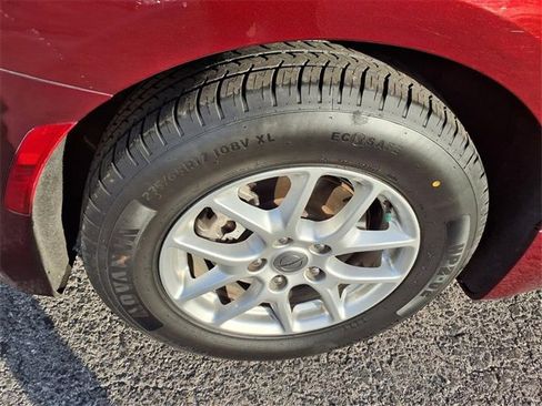 Used 2021 Chrysler Pacifica Touring-L image 39