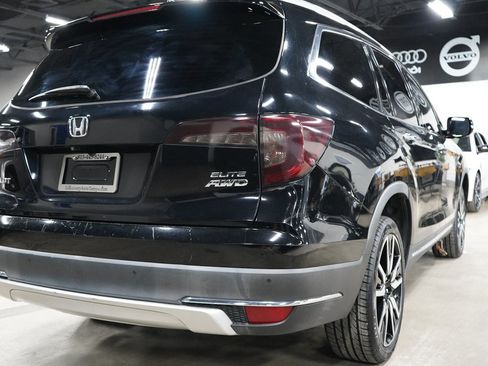 Used 2019 Honda Pilot Elite image 5