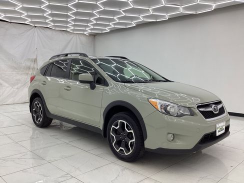 Used 2014 Subaru Crosstrek 2.0i Premium w/ Moonroof Package image 7