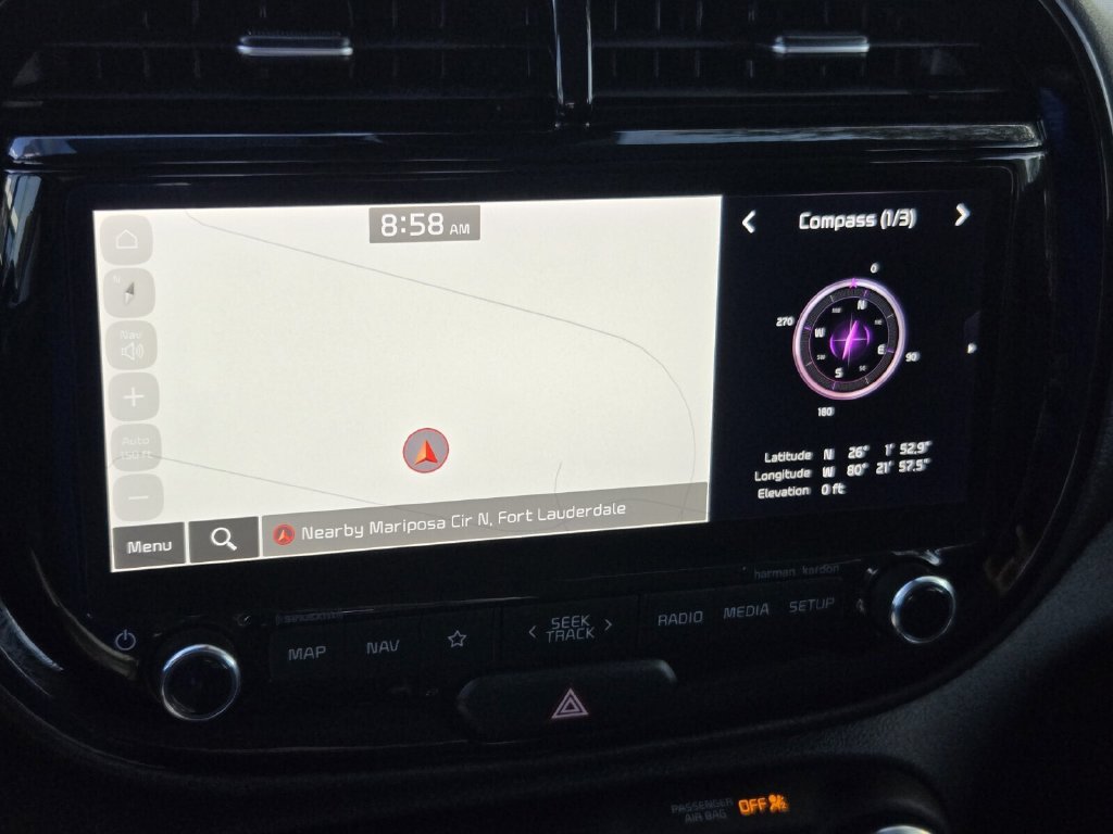 Used 2023 Kia Soul GT-Line w/ GT-Line Technology Package FWD image 19