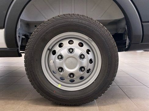 New 2025 Ford Transit 250 148 Medium Roof Extended AWD image 22