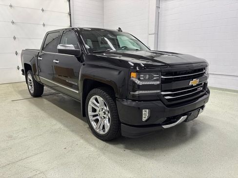 Used 2018 Chevrolet Silverado 1500 LTZ Z71 w/ LTZ Plus Package AWD/4WD image 2