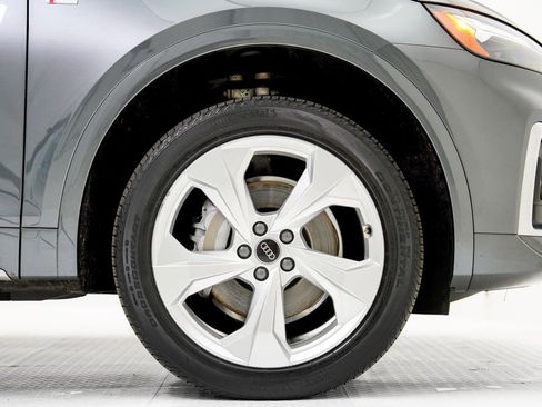 Used 2023 Audi Q5 2.0T Premium Plus image 26