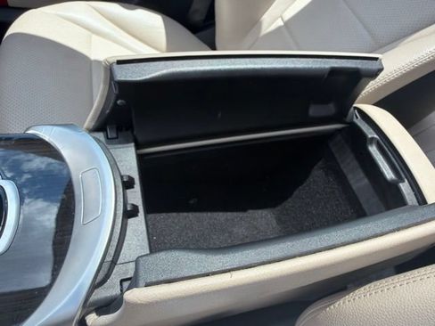 Used 2017 Mercedes-Benz C 300 4MATIC Sedan image 19