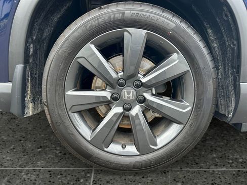 Used 2025 Honda Pilot Sport image 10