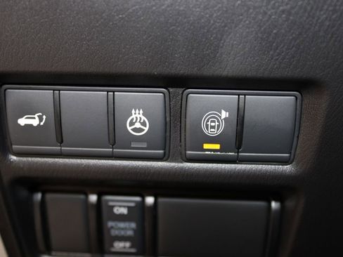 Used 2023 Nissan Armada Platinum w/ Captain's Chairs Package image 29