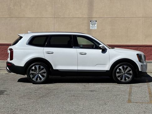 Used 2020 Kia Telluride S w/ S 8 Passenger Seating Package image 8
