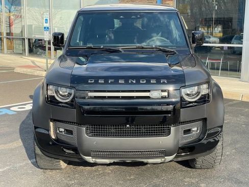 Used 2023 Land Rover Defender 90 V8 AWD/4WD image 13