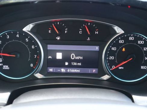 Used 2022 Chevrolet Traverse RS AWD/4WD image 9
