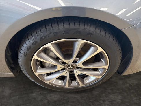 Used 2019 Mercedes-Benz E 450 4MATIC Sedan image 40