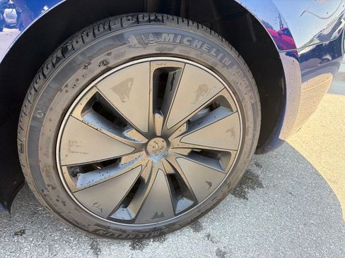 Used 2024 Tesla Model 3 Long Range AWD/4WD image 14