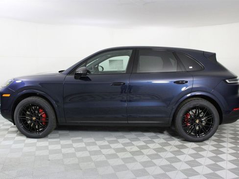 New 2026 Porsche Cayenne S image 2