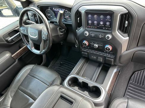 Used 2022 GMC Sierra 2500 Denali image 11