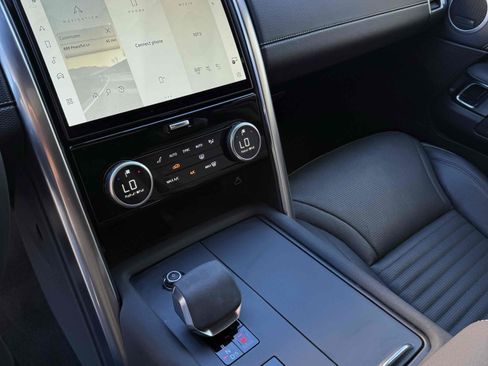 Used 2021 Land Rover Discovery S R-Dynamic image 85