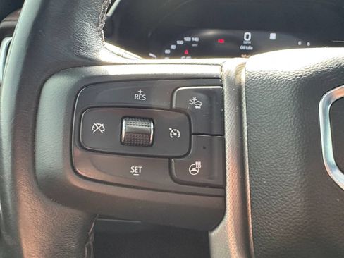 Used 2022 GMC Yukon XL Denali AWD/4WD image 16