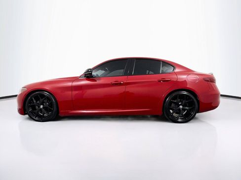 Used 2019 Alfa Romeo Giulia w/ Nero Edizione RWD image 2