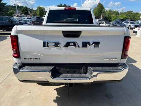 Used 2026 RAM 2500 Big Horn AWD/4WD image 5