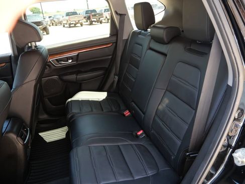 Used 2018 Honda CR-V Touring image 17