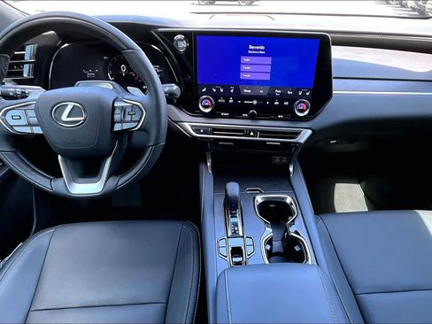 Used 2025 Lexus RX 350 Premium w/ Convenience Package AWD/4WD image 16