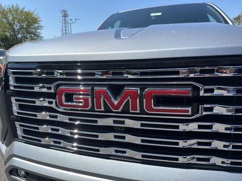 New 2026 GMC Canyon Denali image 58