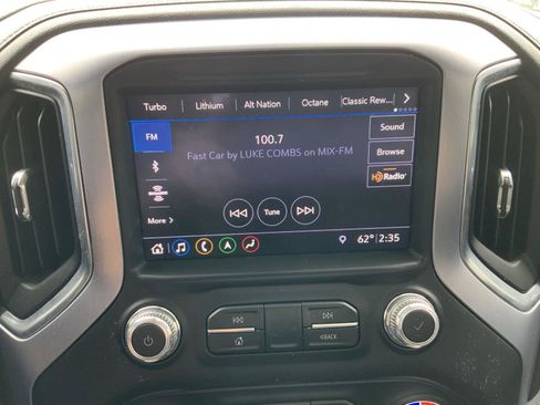 Used 2019 GMC Sierra 1500 SLT w/ SLT Convenience Package AWD/4WD image 39