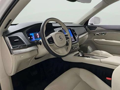 Used 2024 Volvo XC90 B6 Core AWD/4WD image 43