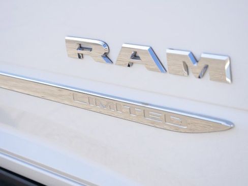 Used 2023 RAM 3500 Limited image 9