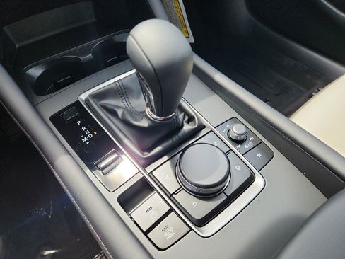 New 2026 MAZDA MAZDA3 2.5 S Sedan w/ Preferred Pkg FWD image 34