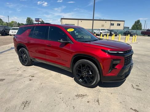 Certified 2026 Chevrolet Traverse RS AWD/4WD image 39
