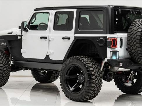 Used 2026 Jeep Wrangler Unlimited Sport image 9