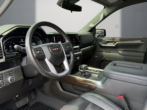 Certified 2022 GMC Sierra 1500 Elevation w/ Elevation Premium Package AWD/4WD image 16