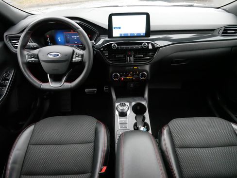 Used 2023 Ford Escape ST-Line image 10