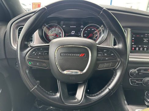 Used 2022 Dodge Charger SXT image 32