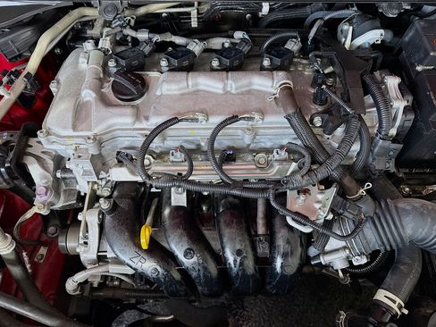Used 2022 Toyota Corolla LE FWD image 38