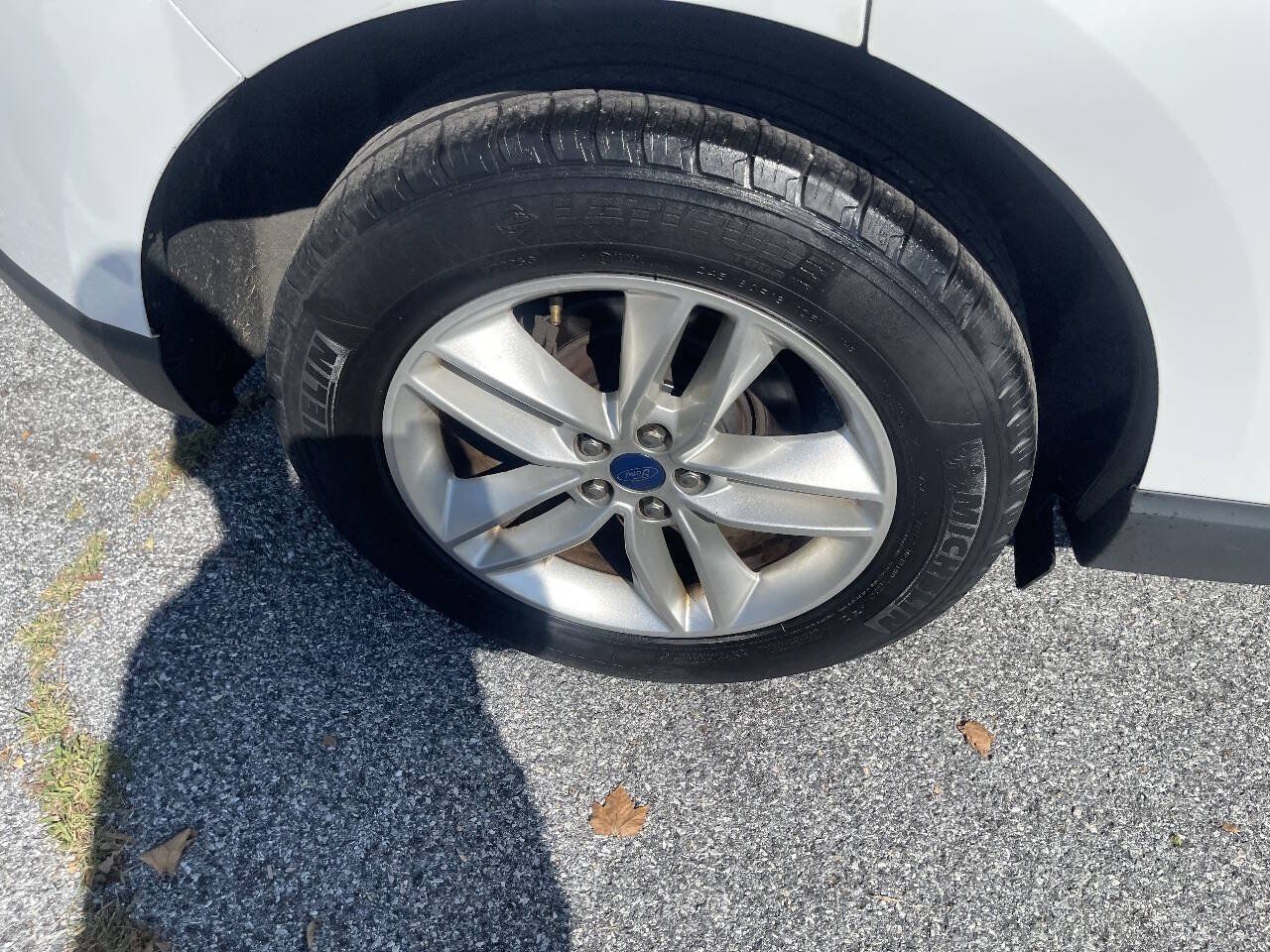 Used 2017 Ford Edge SEL w/ Equipment Group 201A AWD/4WD image 29