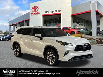 Used 2023 Toyota Highlander XLE